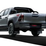 Toyota-Hilux-Black-Rally-Edition-(2)