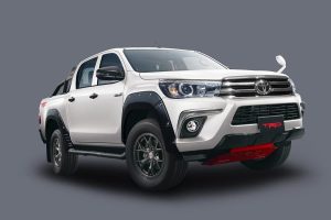 Toyota-Hilux-Black-Rally-Edition-(5)