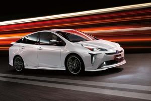 Toyota_Prius_TRD_2