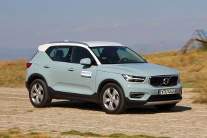 Volvo XC40 T3 (1)