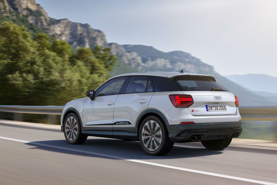 https://autogreeknews.gr/wp-content/uploads/2018/12/audi-sq2-official3.jpg