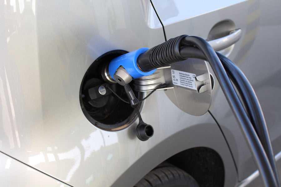 Επιδότηση έως 1.450 ευρώ για αυτοκίνητο φυσικού αερίου