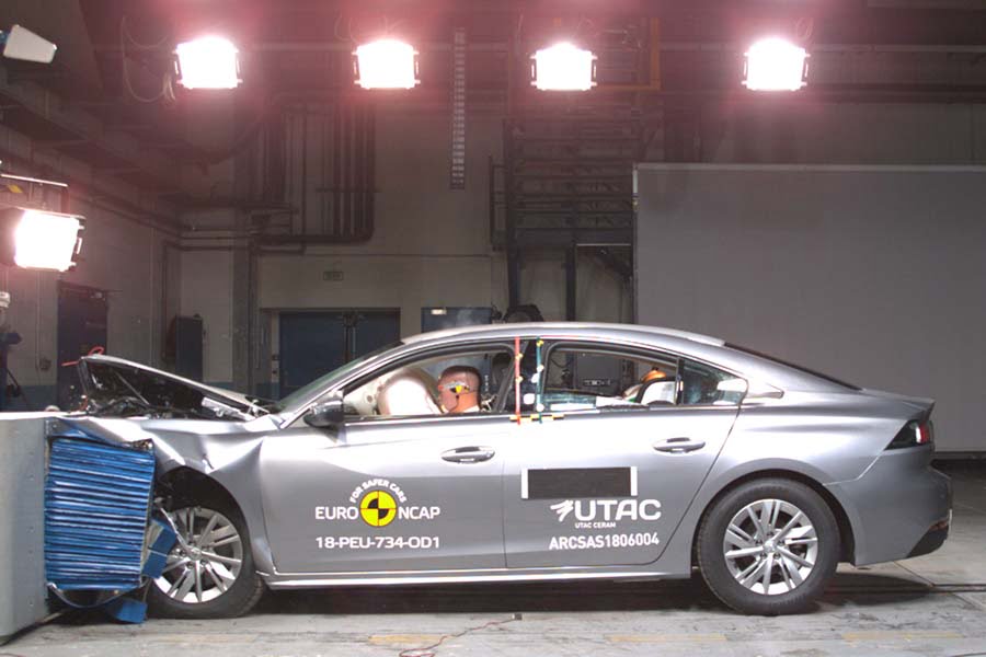 https://autogreeknews.gr/wp-content/uploads/2018/12/euroncap_peugeot508_front.jpg