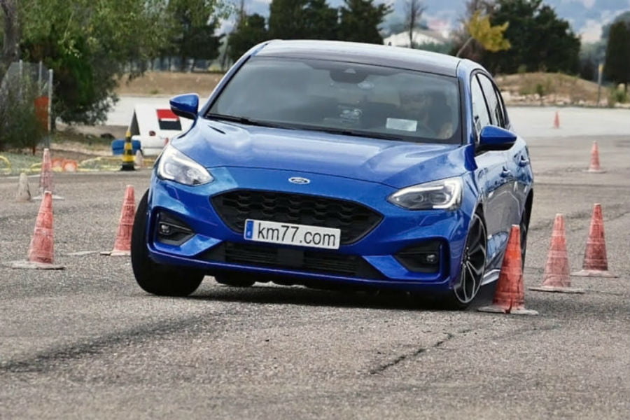 «Τρένο» το νέο Ford Focus στο τεστ αποφυγής ταράνδου (+video)