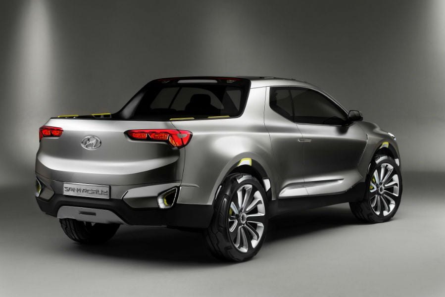https://autogreeknews.gr/wp-content/uploads/2018/12/hyundai_pickup_back.jpg