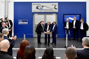 volkswagen-toolmaking-opens-highly-advanced-3-d-printing-center