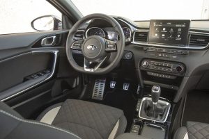 Kia ProCeed 2019 (8)