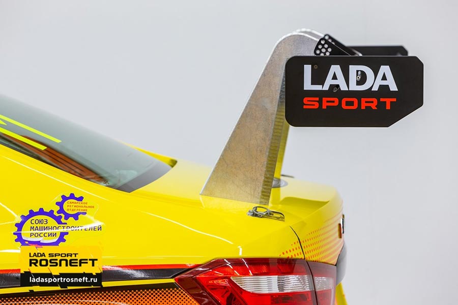https://autogreeknews.gr/wp-content/uploads/2019/01/LADA_Vesta_Alpine_4.jpg