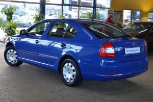 Skoda_Octavia_2009_2