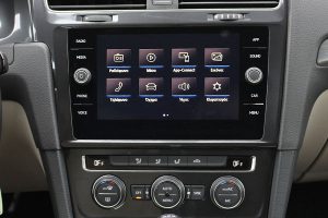 VW Golf 1.5 TSI 130PS DSG (11)