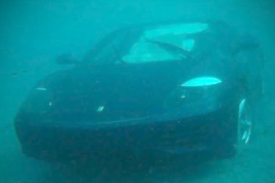 https://autogreeknews.gr/wp-content/uploads/2019/01/ferrari-360-lake_1.jpg