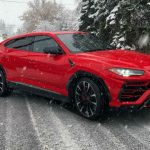 lamborghini urus snow