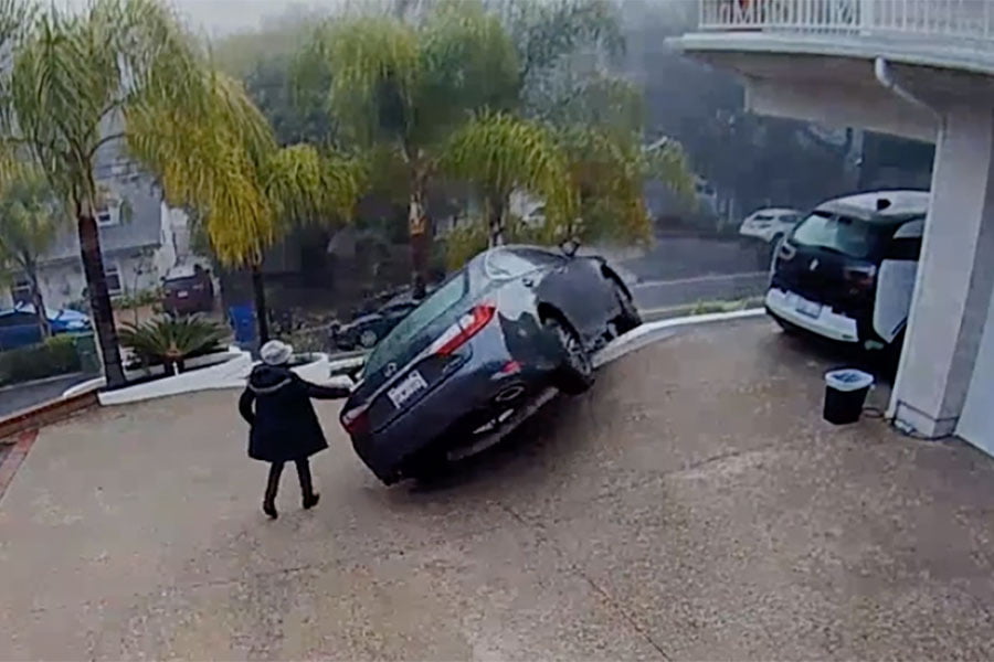 Lexus «ζωντάνεψε» και την «κοπάνησε»! (+video)