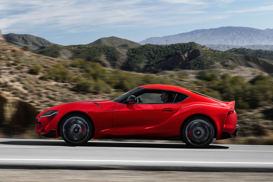 https://autogreeknews.gr/wp-content/uploads/2019/01/toyota-supra-red-location-003-698224.jpg