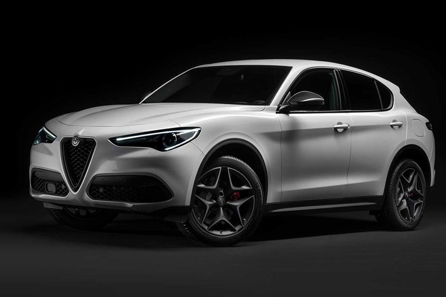 https://autogreeknews.gr/wp-content/uploads/2019/02/2019-alfa-romeo-stelvio-ti.jpg