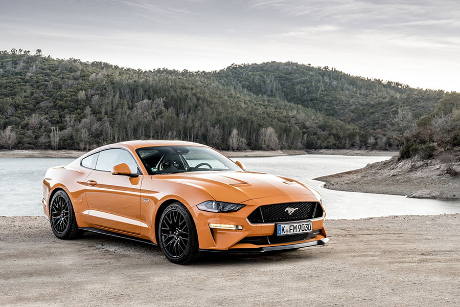 https://autogreeknews.gr/wp-content/uploads/2019/02/2020-ford-mustang-getting-two-23l-ecoboost-engine-options_2.jpg