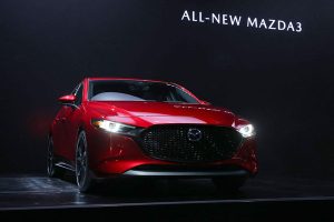 81772c6b-2019-mazda3-at-2018-la-auto-show-15