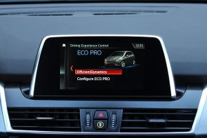 BMW 218i Gran Tourer (10)