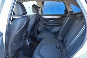 BMW 218i Gran Tourer (2)