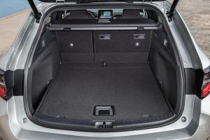 Corolla_TS_1.8L_Platinum_2019_012