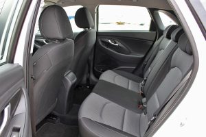 Hyundai i30 1.6D 116 PS DCT (2)