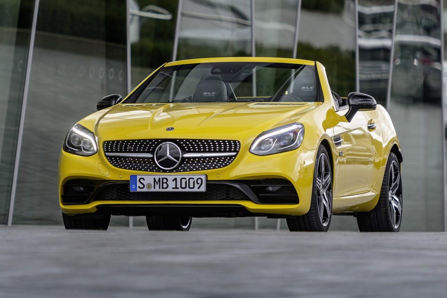 https://autogreeknews.gr/wp-content/uploads/2019/02/Mercedes-SLC-Final-Edition-12.jpg