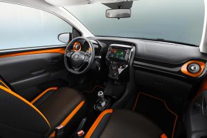 Toyota-Aygo-x-style-x-cite-(2)