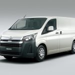 Toyota-Hiace-2019-(5)
