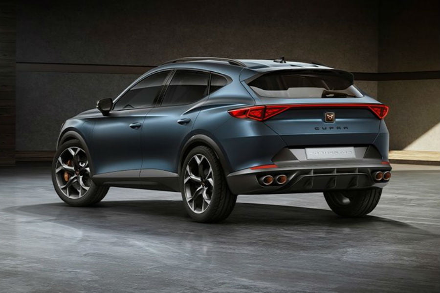 https://autogreeknews.gr/wp-content/uploads/2019/02/cupra-formentor2.jpg