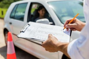 eksetaseis odigisis2