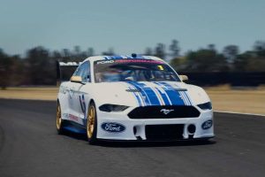 ford mustang supercar2