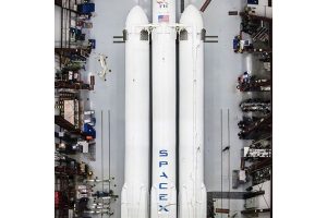 spacex-targeting-second-falcon-heavy-launch-in-march_2