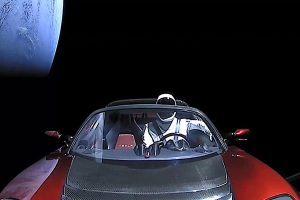 where-in-outer-space-is-the-tesla-roadster-one-year-after-launch-132190_1