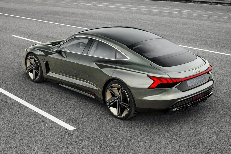https://autogreeknews.gr/wp-content/uploads/2019/03/Audi_Electric_5.jpg