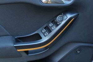 Ford Fiesta 1.5D 120 Active (20)