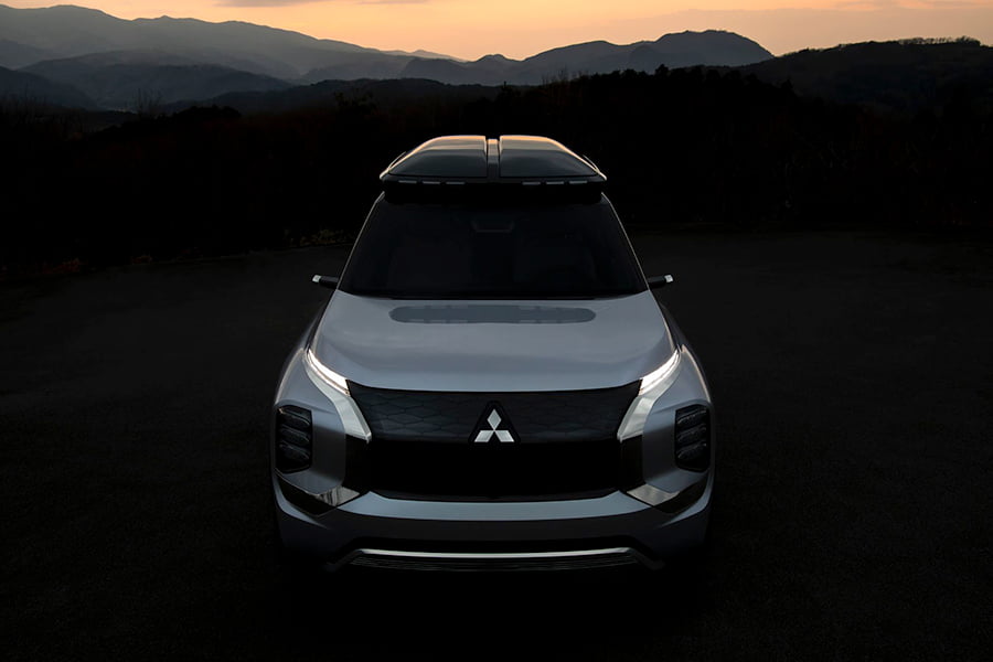 https://autogreeknews.gr/wp-content/uploads/2019/03/MITSUBISHI_ENGELBERG_TOURER_6.jpg