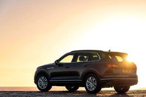 Volkswagen-Touareg-gains-340-PS-petrol-V6-4