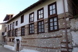 kastoria-(2)