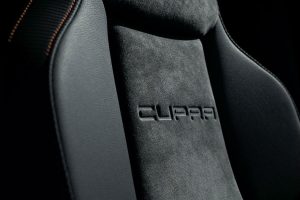 leon cupra r st4
