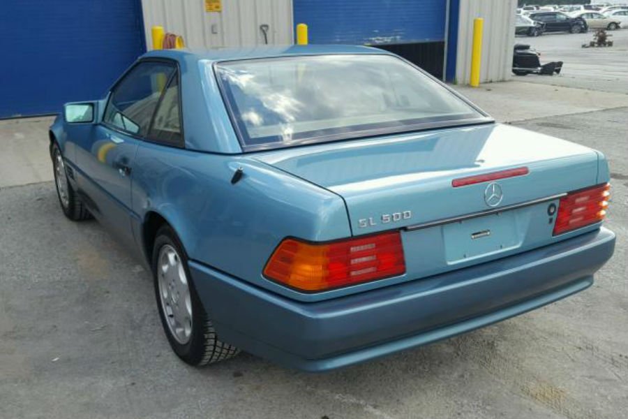 https://autogreeknews.gr/wp-content/uploads/2019/03/mercedes-sl500-stolen3.jpg