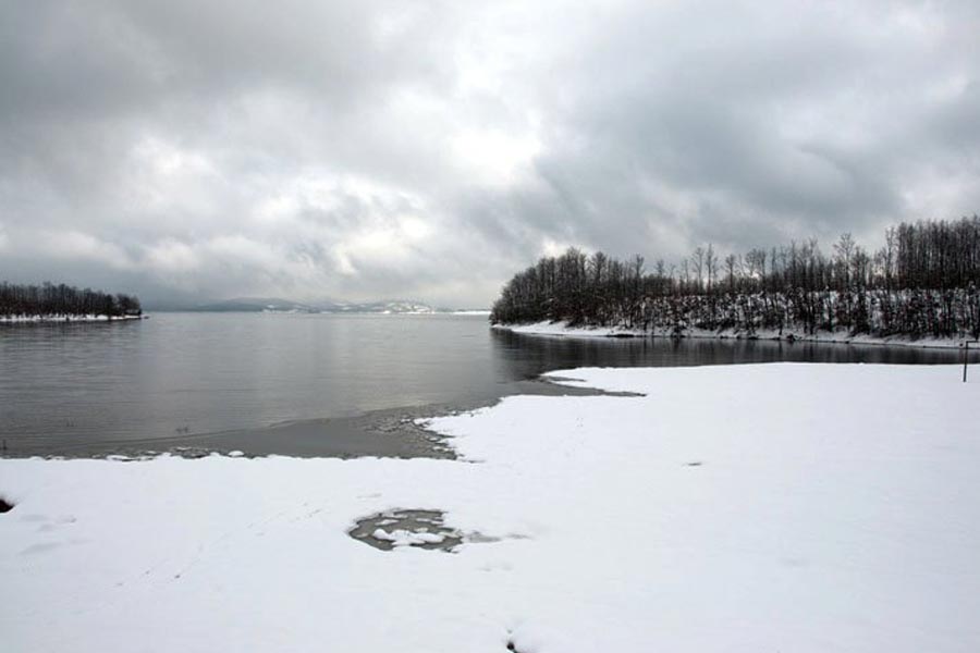 https://autogreeknews.gr/wp-content/uploads/2019/03/plastiras-lake-8.jpg