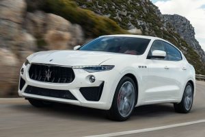 pwliseis premium ellada