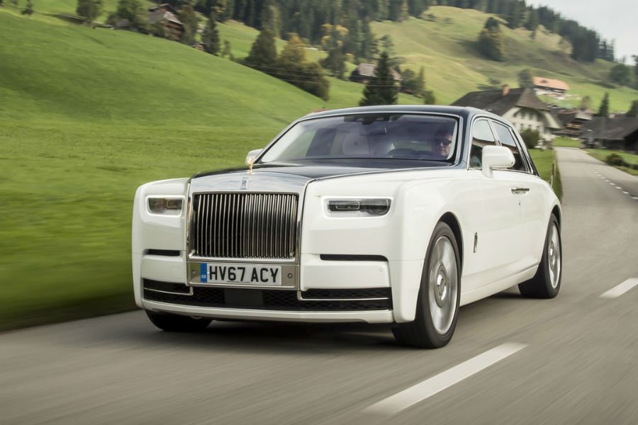 https://autogreeknews.gr/wp-content/uploads/2019/03/rolls-royce-bmw.jpg