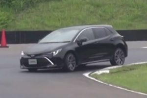 toyota corolla 1.2 t pista