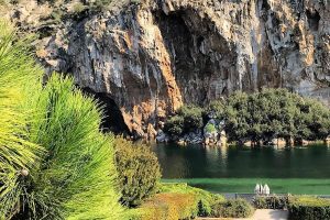 vouliagmeni-lake-(5)