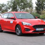 Ford Focus 1.0 125 PS ST-Line (1)