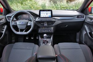 Ford Focus 1.0 EcoBoost 125 PS ST Line (16)