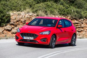 Ford Focus 1.0 EcoBoost 125 PS ST Line (24)
