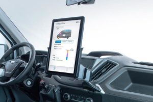 Ford-Transit-Smart-Energy-Concept-(3)