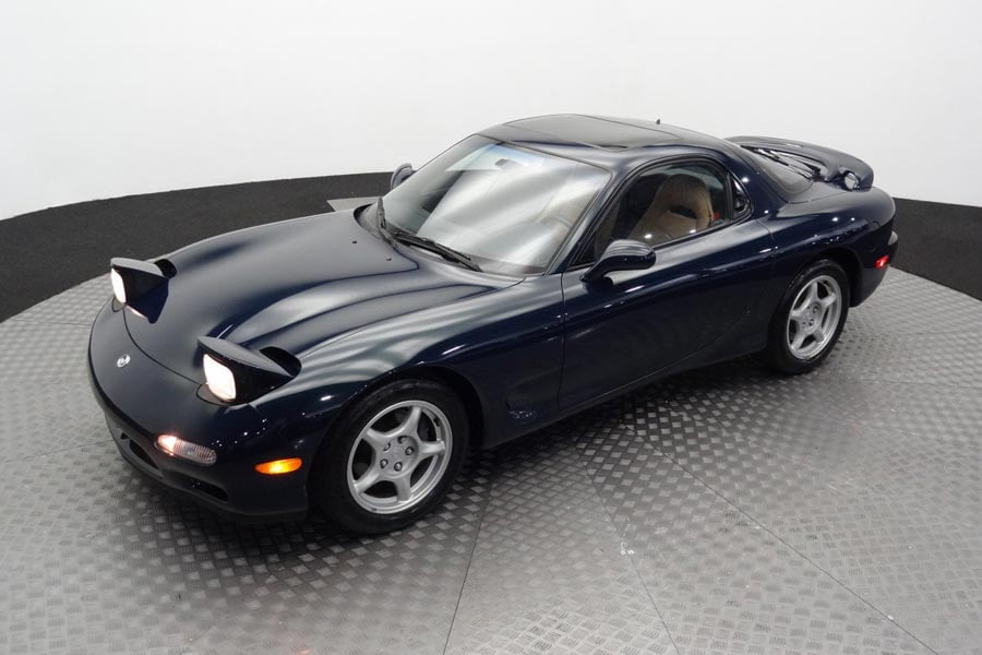 https://autogreeknews.gr/wp-content/uploads/2019/04/Mazda-RX-7-1994-9.jpg